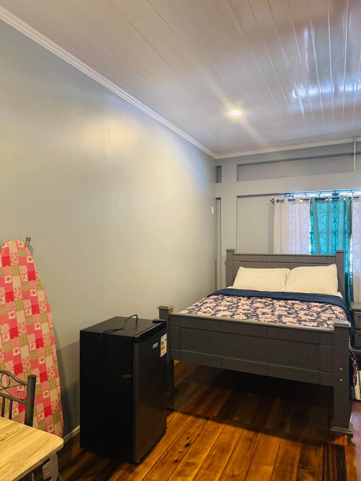 Karanjeet Inn Rooms Pictures